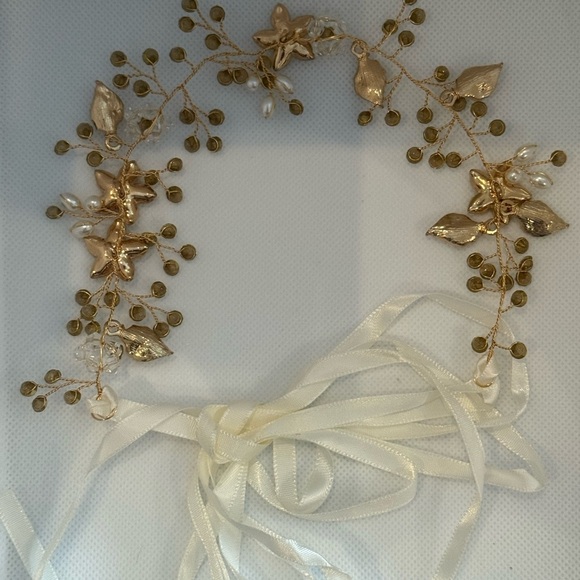 SWEETV Handmade Gold Flower Girl Headband – Pearl & Crystal Halo – NWT - Picture 2 of 14